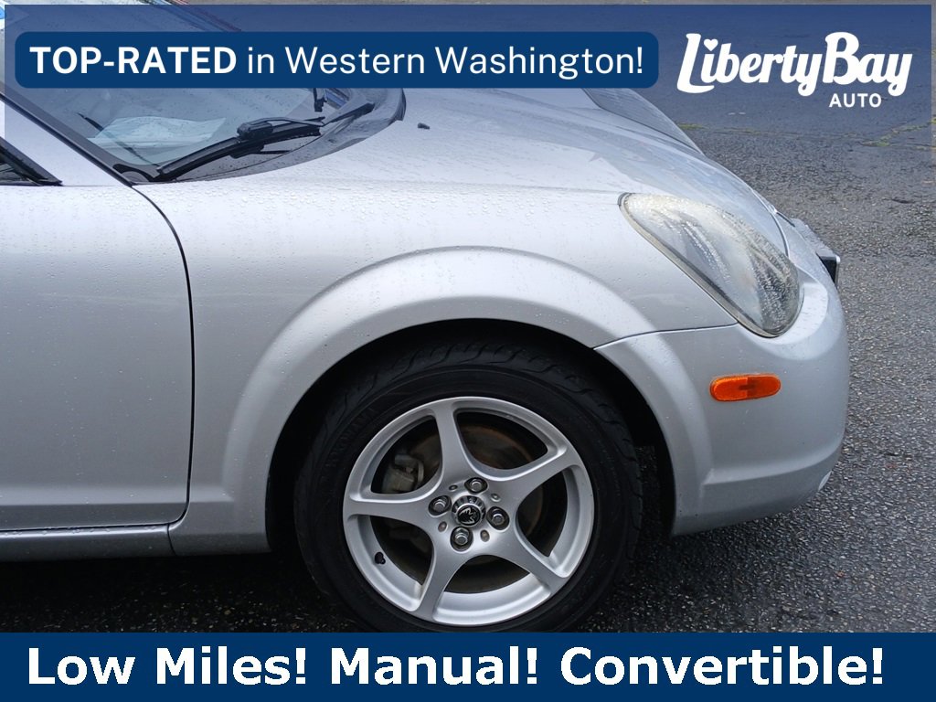 Used 2000 Toyota MR2 image 5