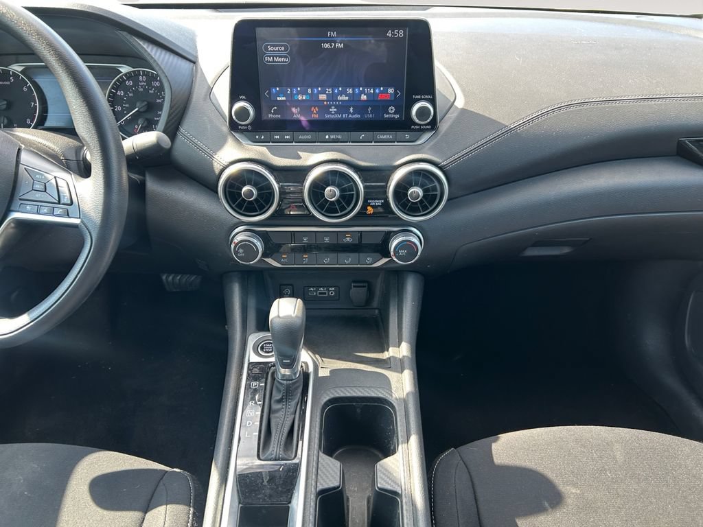 Used 2024 Nissan Sentra SV FWD image 11