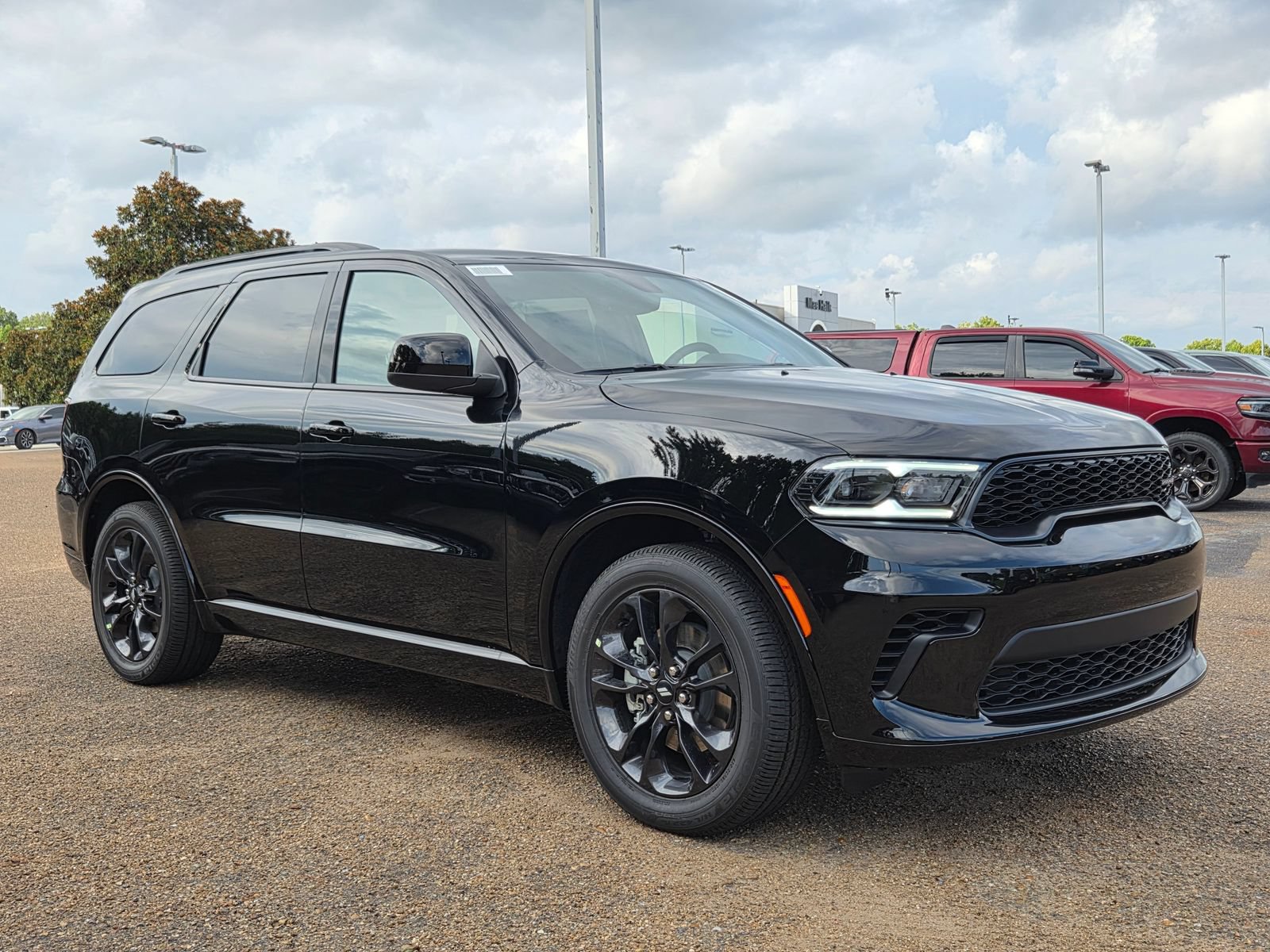 New 2026 Dodge Durango GT w/ Blacktop Package RWD image 2