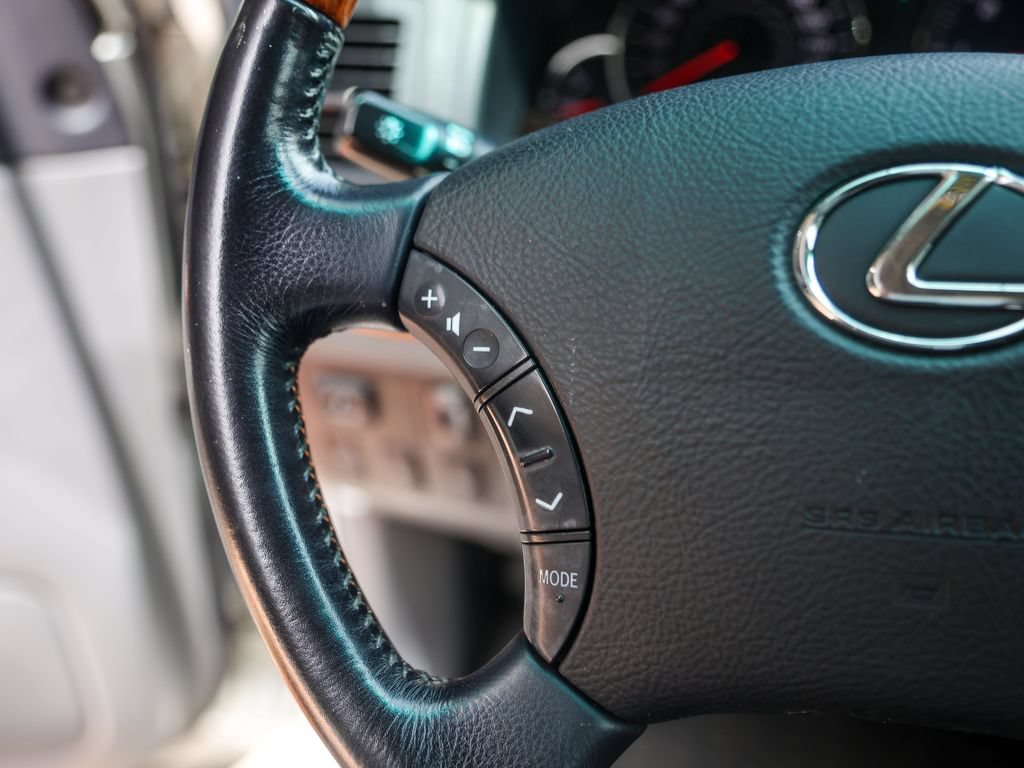 Used 2004 Lexus GX 470 AWD/4WD image 22