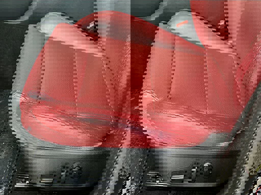 Used 2018 Kia Stinger GT1 image 31