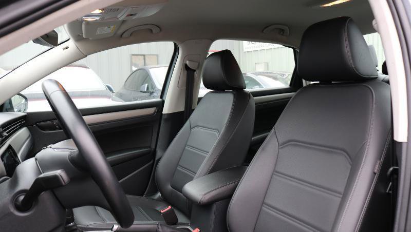 Used 2020 Volkswagen Passat 2.0T SE image 10