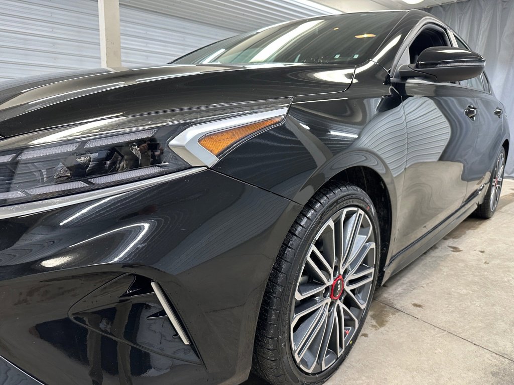 Used 2023 Kia Forte GT image 30