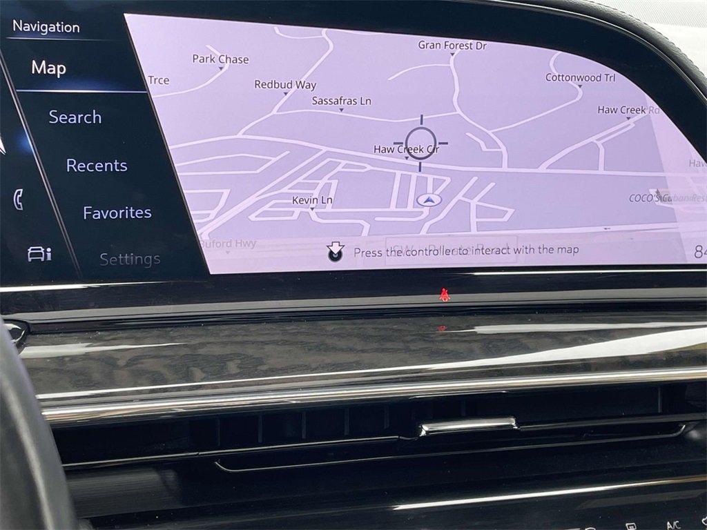 Used 2024 Cadillac Escalade Premium Luxury image 24