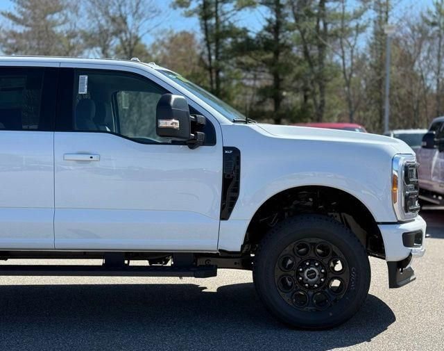 New 2026 Ford F250 XLT w/ XLT Premium Package AWD/4WD image 2