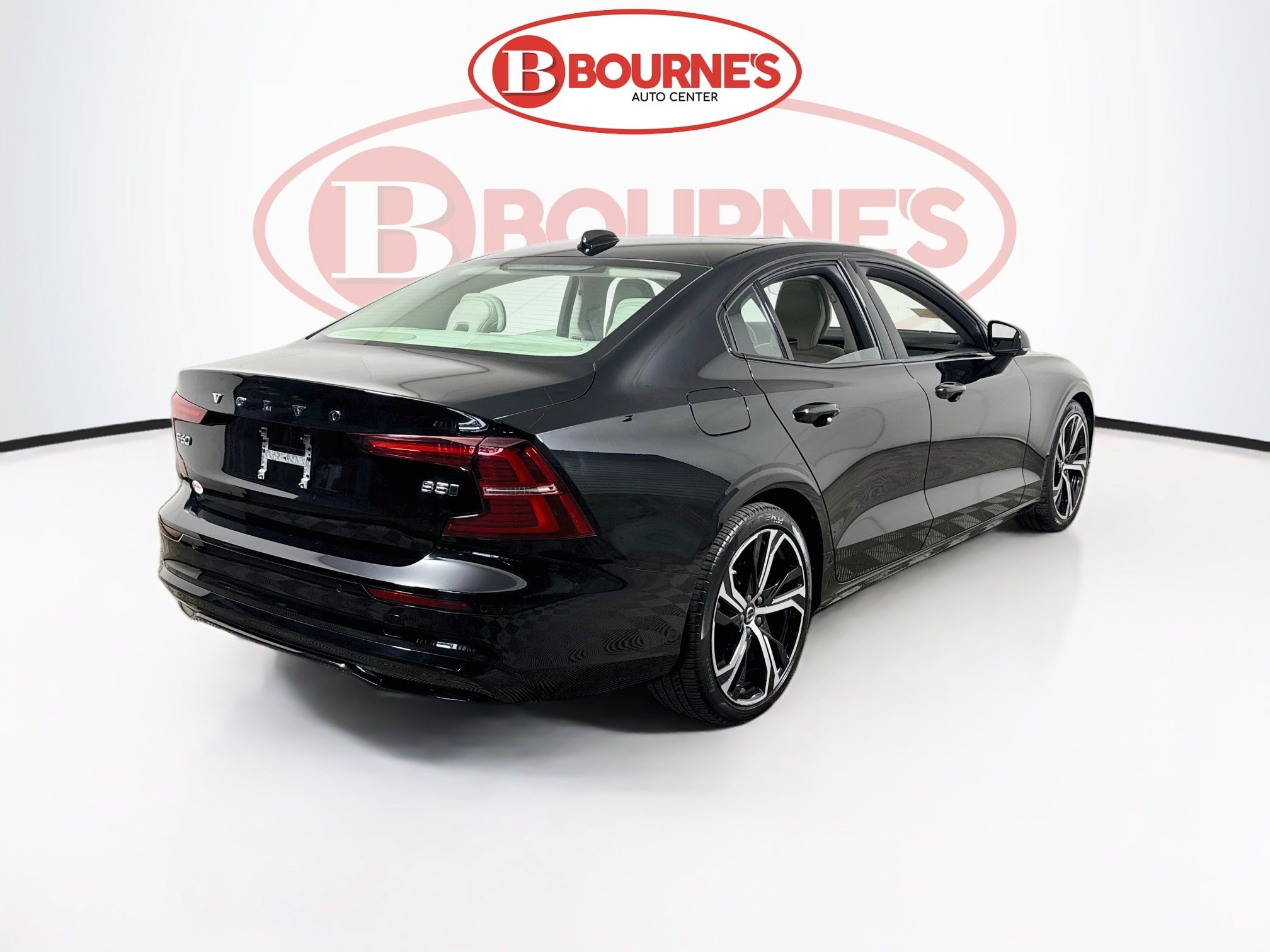 Used 2023 Volvo S60 B5 Core w/ Climate Package AWD/4WD image 11