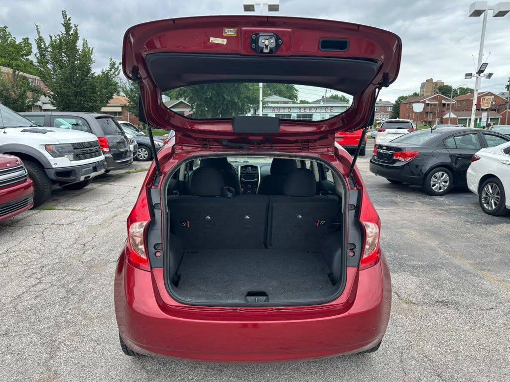 Used 2016 Nissan Versa Note SV FWD image 24
