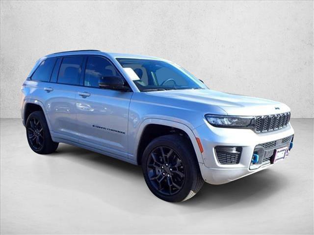 Used 2024 Jeep Grand Cherokee Limited 4xe image 6