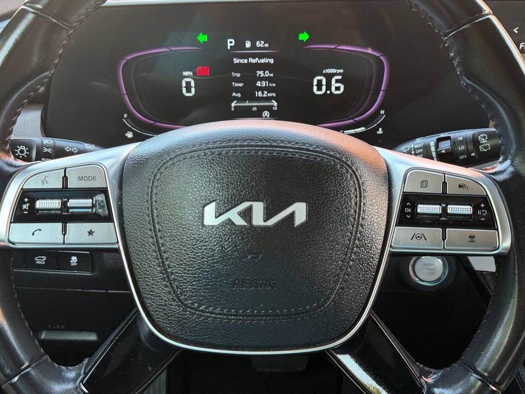 Used 2023 Kia Telluride EX w/ EX Captain's Chair Package FWD image 24