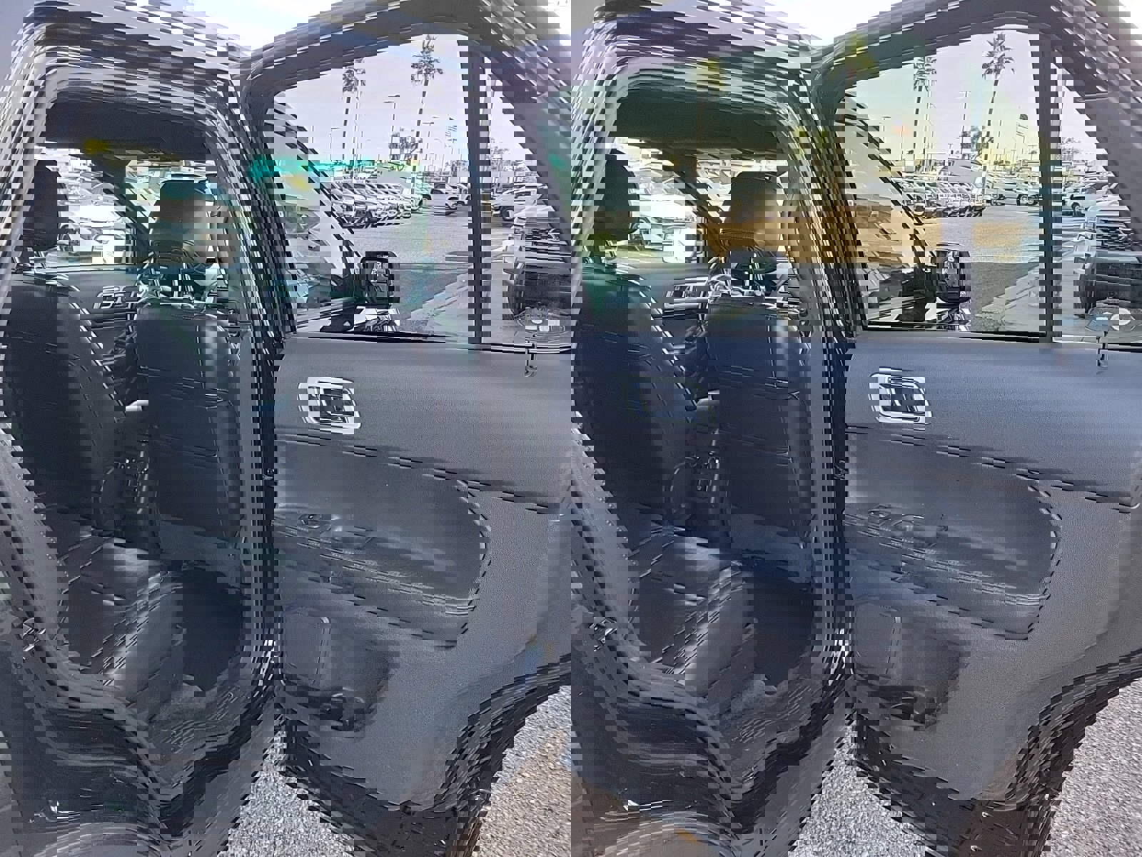 Used 2014 Ford Explorer Limited image 15