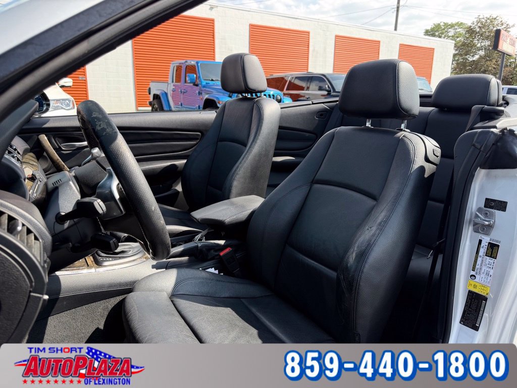 Used 2009 BMW 135i Convertible RWD image 9