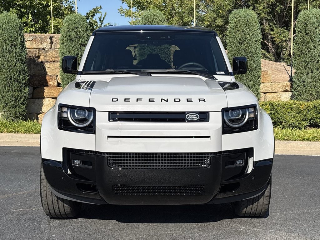 New 2026 Land Rover Defender 110 X-Dynamic SE AWD/4WD image 8