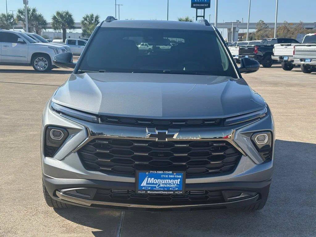 Used 2026 Chevrolet TrailBlazer ACTIV w/ Convenience Package FWD image 3