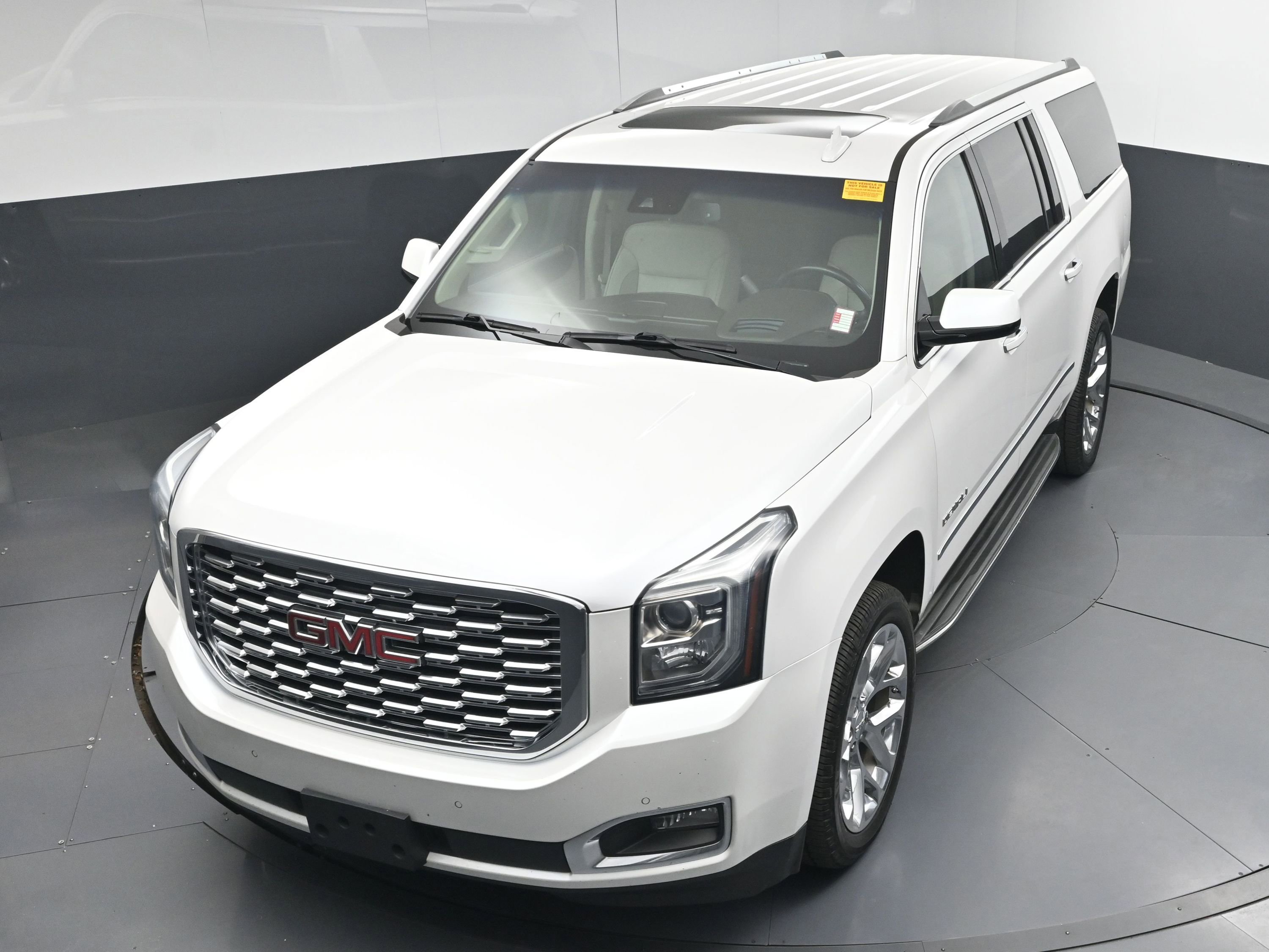 Used 2018 GMC Yukon XL Denali w/ Open Road Package AWD/4WD image 42