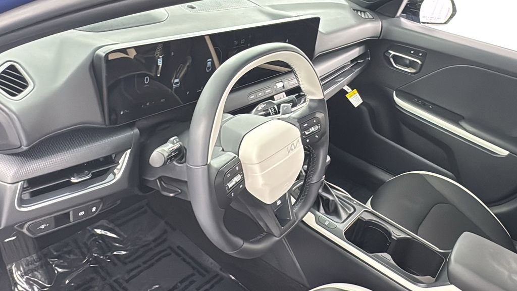 New 2025 Kia K4 GT-Line w/ GT-Line Premium Package image 34