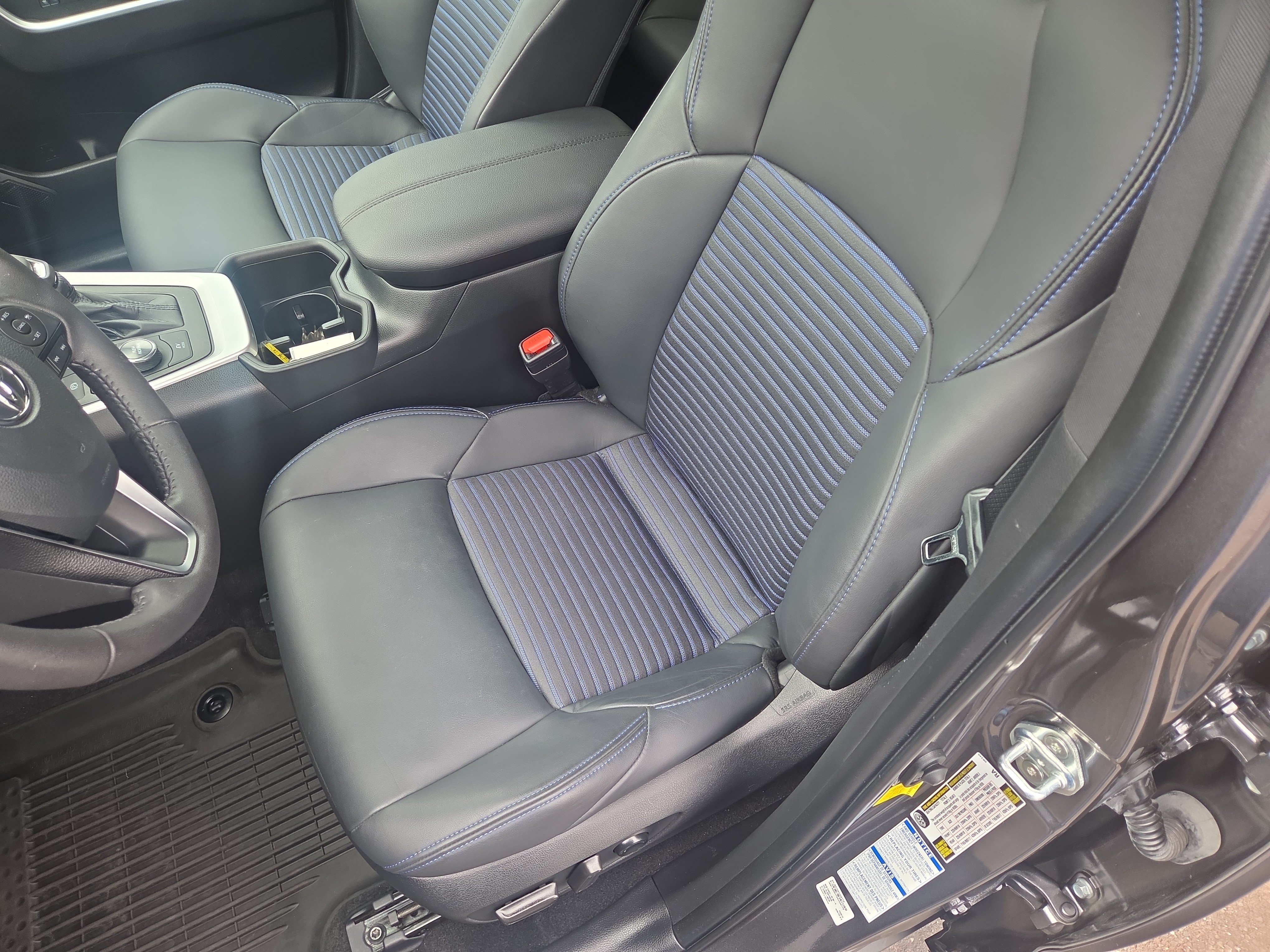 Certified 2022 Toyota RAV4 XSE AWD/4WD image 13