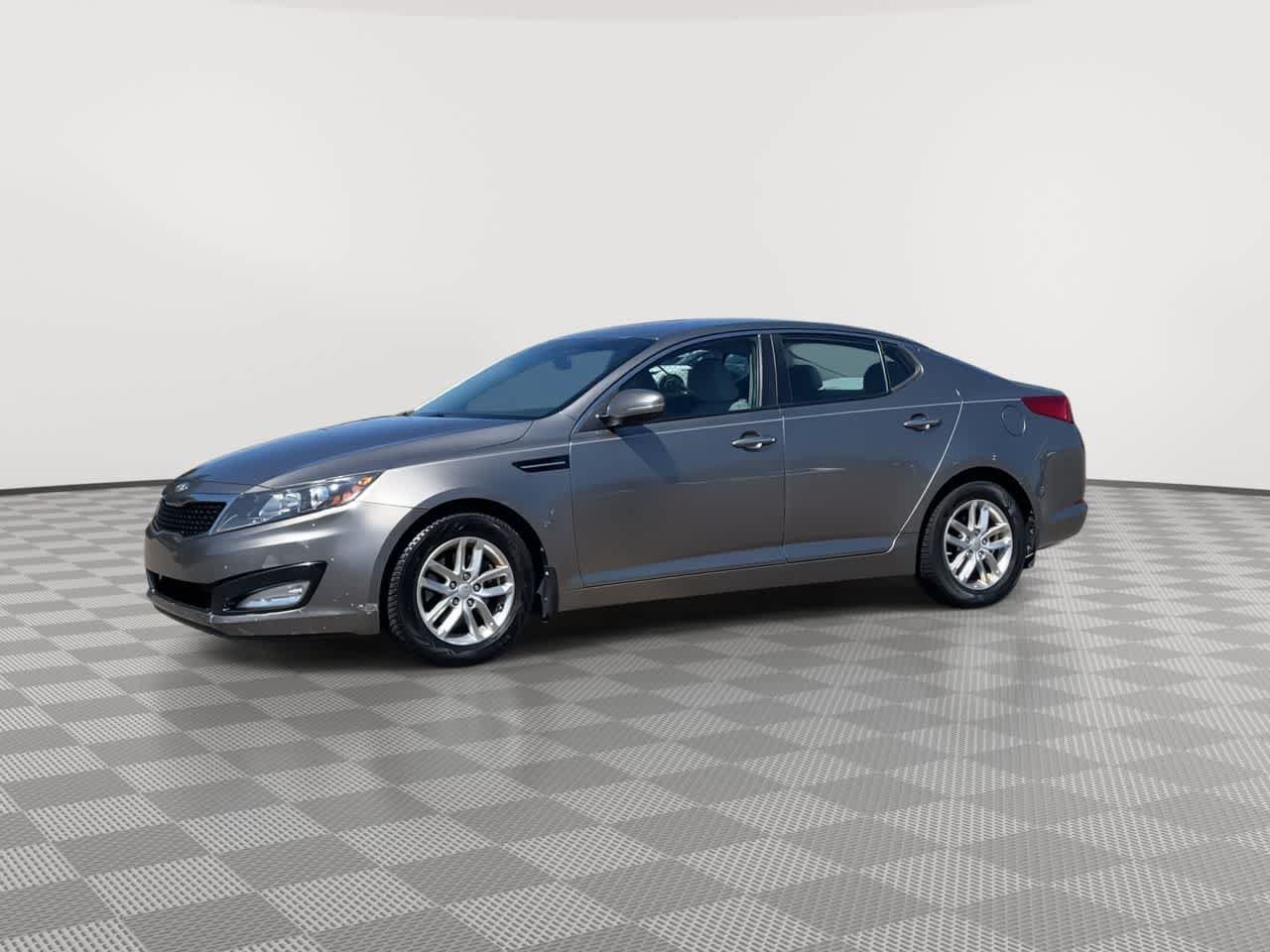 Used 2013 Kia Optima LX w/ Convenience Plus Pkg FWD image 4