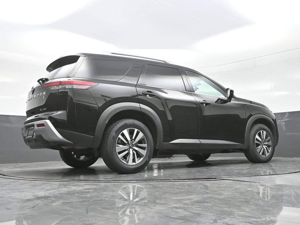 Used 2025 Nissan Pathfinder SL image 33