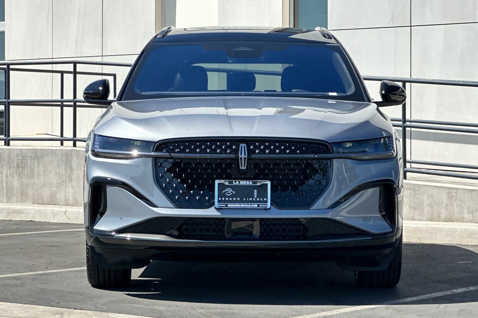 New 2025 Lincoln Nautilus Reserve w/ Jet Appearance Package image 8