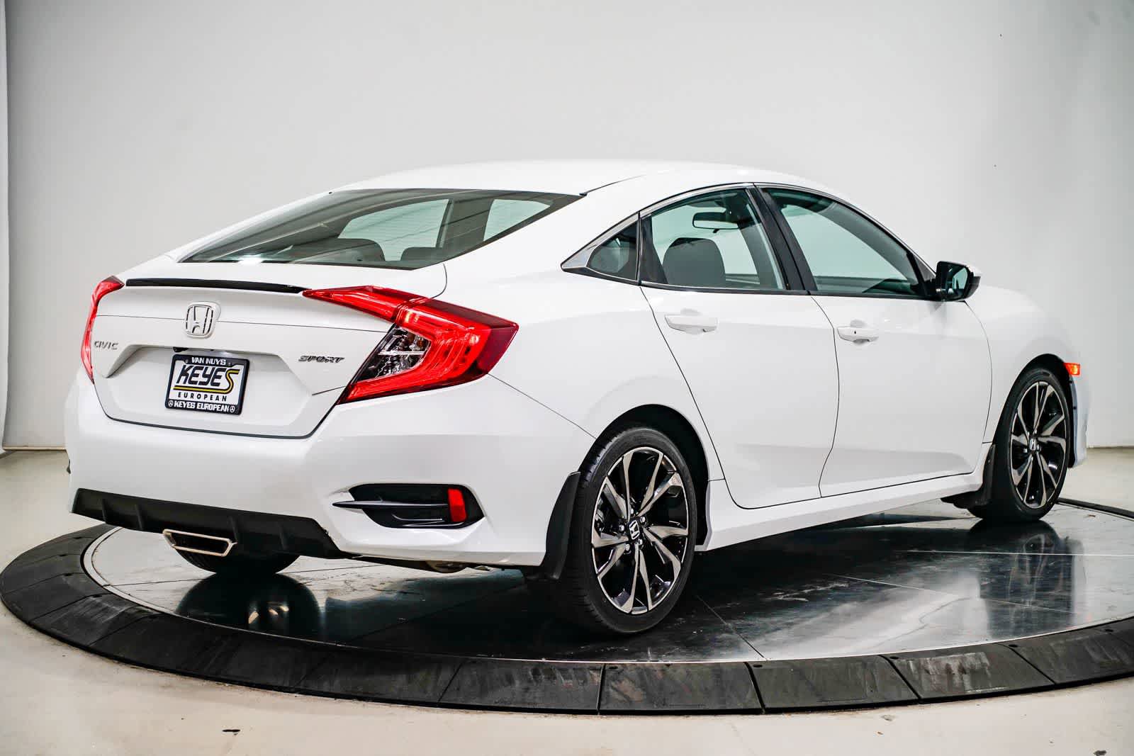 Used 2021 Honda Civic Sport image 4