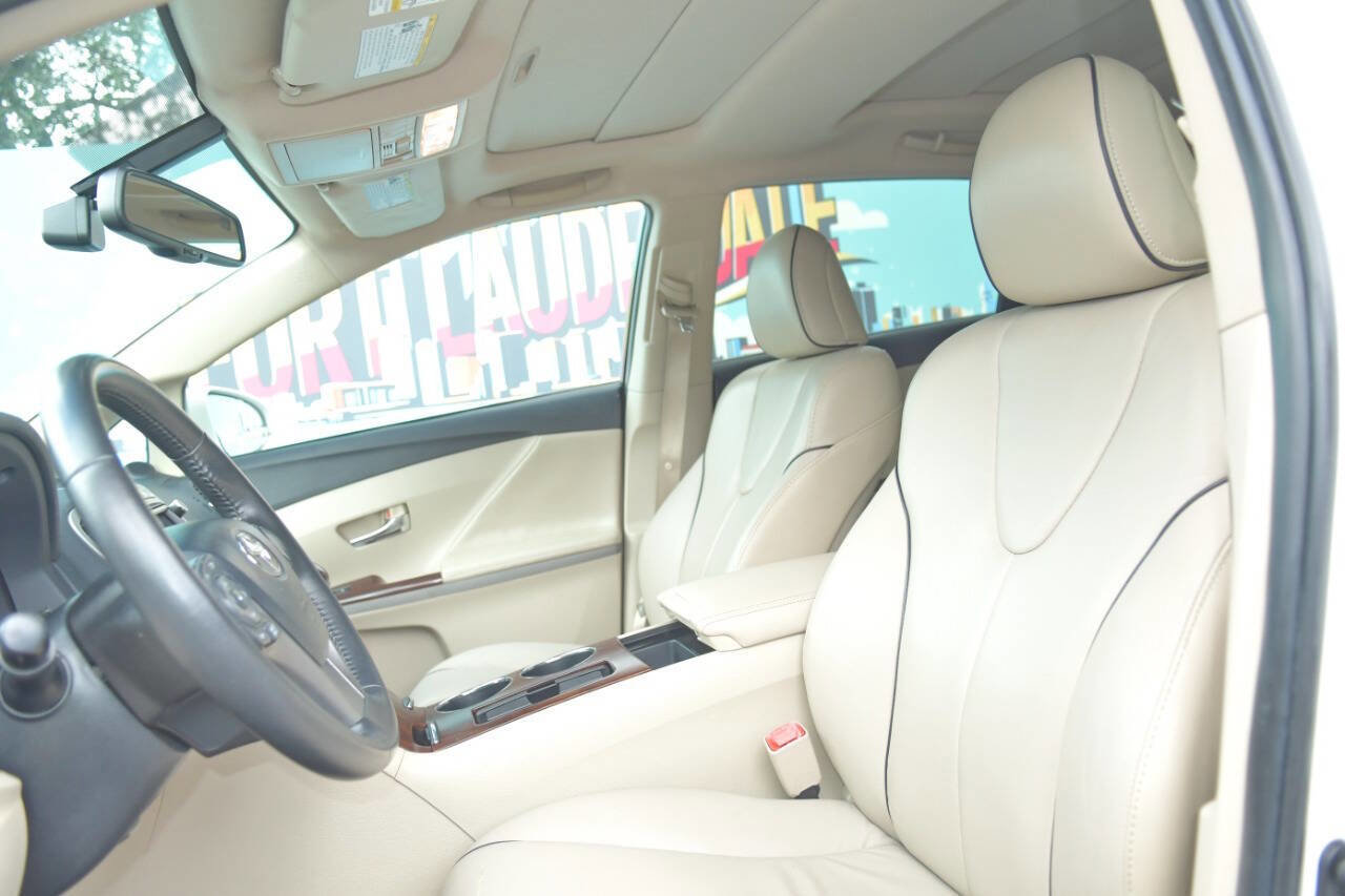 Used 2013 Toyota Venza Limited w/ Tow Prep Pkg image 15