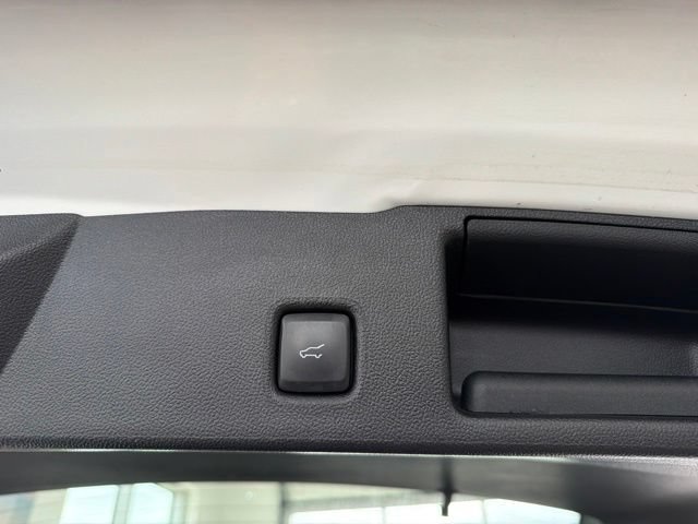 Certified 2024 Ford Escape Platinum AWD/4WD image 10