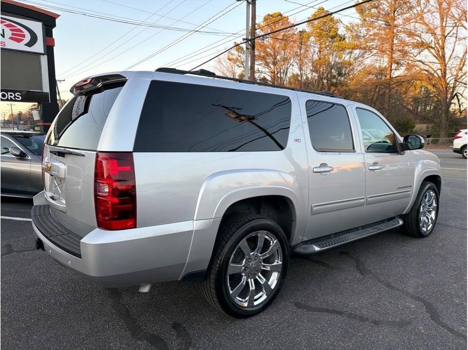 Used 2014 Chevrolet Suburban LT w/ Suspension Package, Off-Road image 6