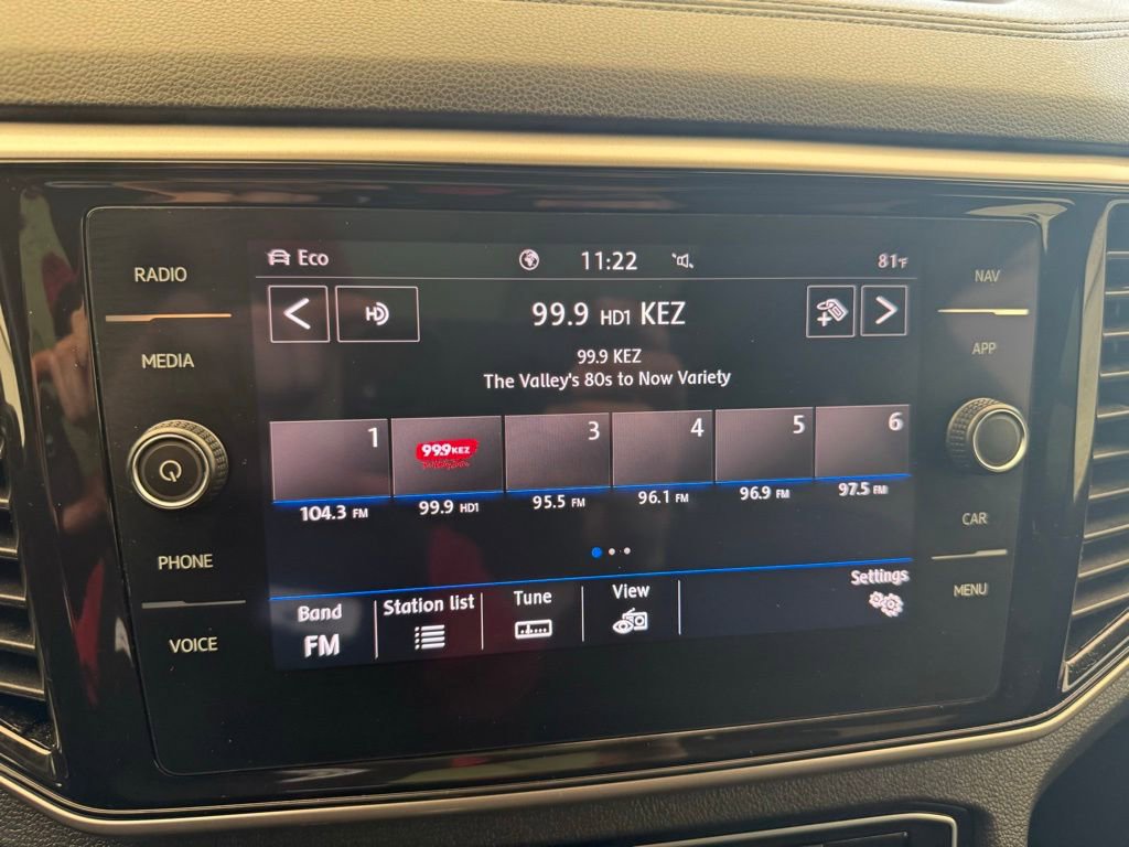 Used 2020 Volkswagen Atlas Cross Sport SEL R-Line AWD/4WD image 43