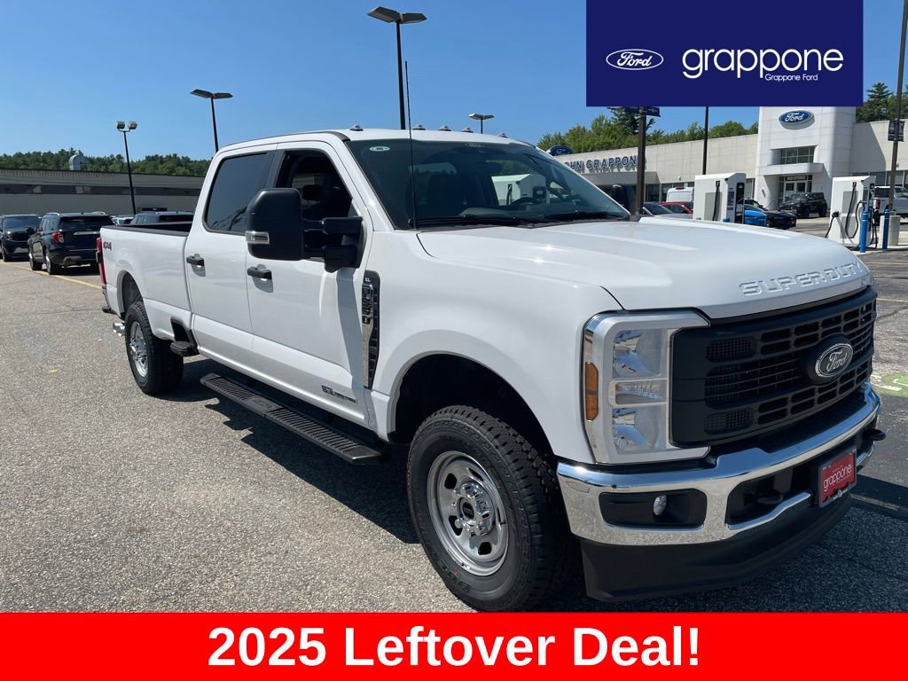 New 2025 Ford F350 XL w/ 360-Degree Camera Package