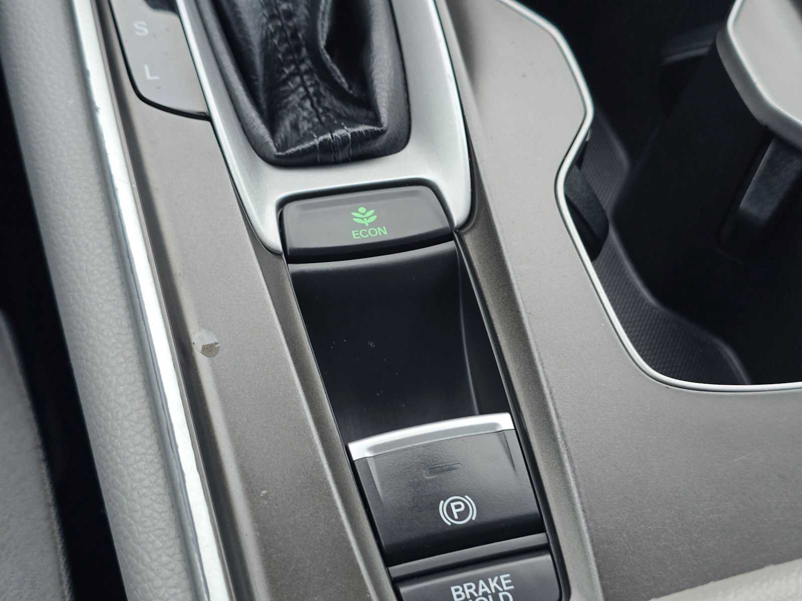 Used 2019 Honda Accord LX image 28