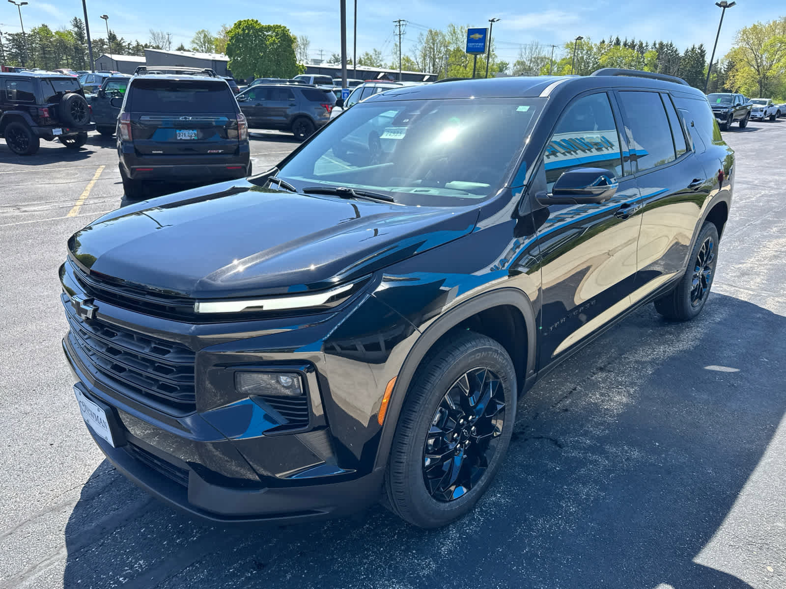 New 2026 Chevrolet Traverse LT w/ Midnight/Sport Edition AWD/4WD image 11
