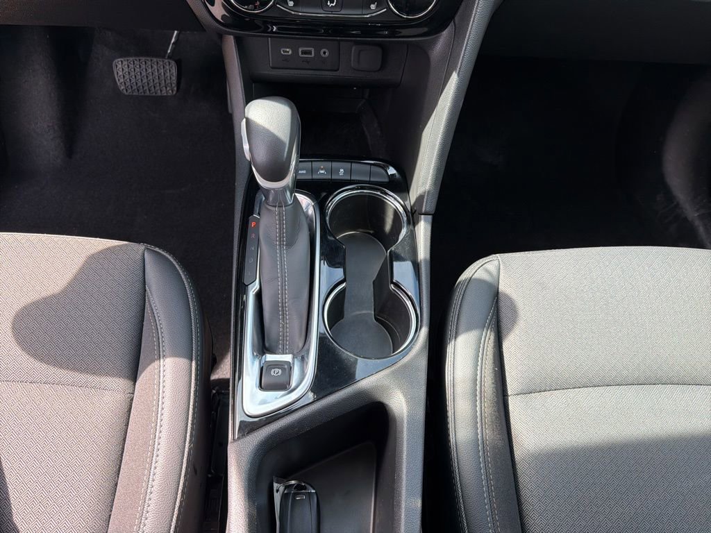 Used 2022 Buick Encore GX Preferred w/ Cold Weather Comfort Package AWD/4WD image 20