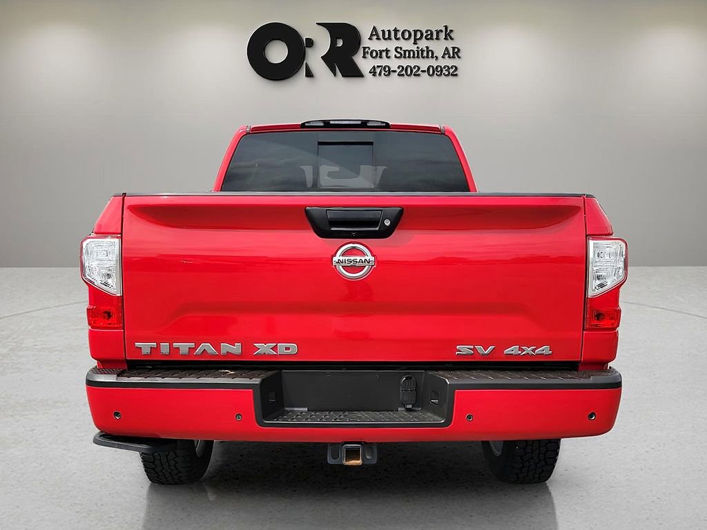 Used 2021 Nissan Titan SV w/ SV Convenience Package image 8