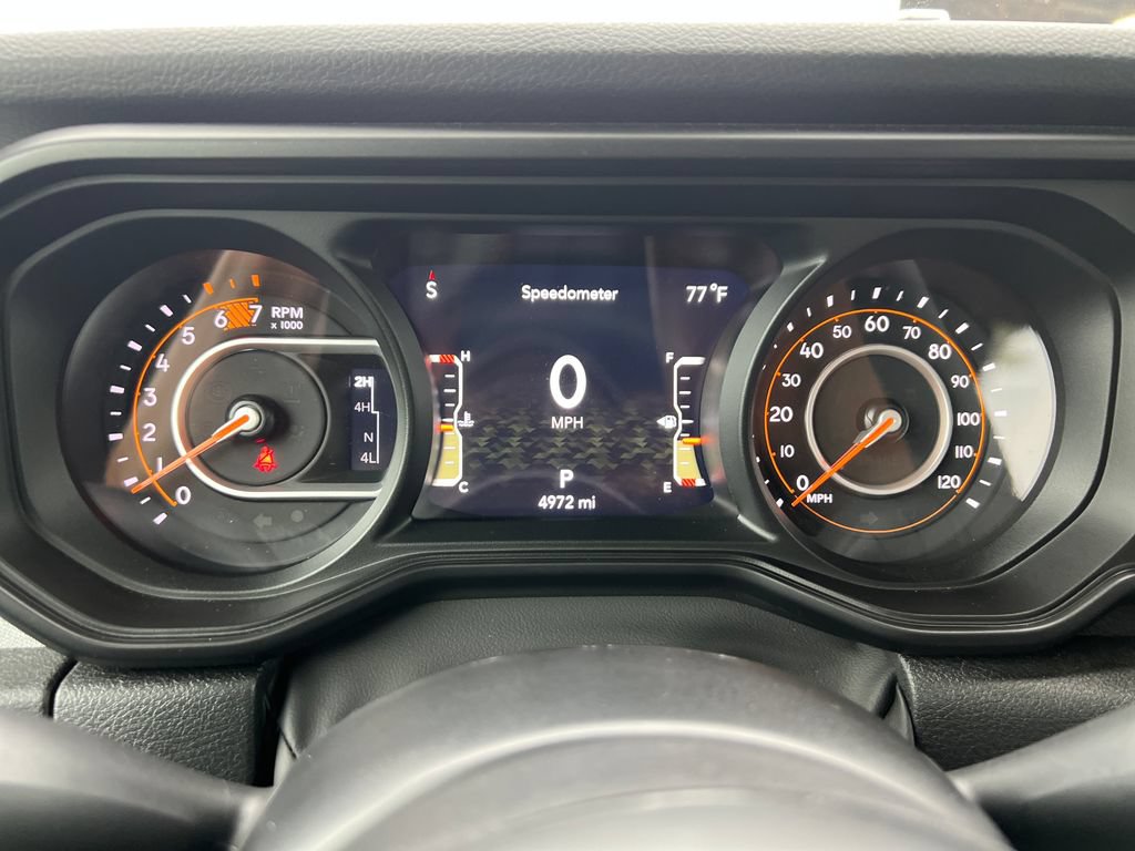 Used 2025 Jeep Wrangler Unlimited Sport AWD/4WD image 18