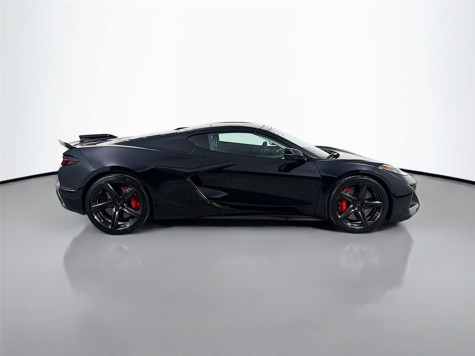 Used 2023 Chevrolet Corvette Z06 w/ Stealth Interior Trim Package RWD image 10