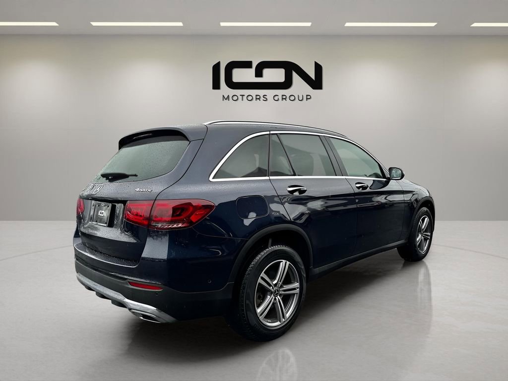 Used 2022 Mercedes-Benz GLC 300 4MATIC image 4