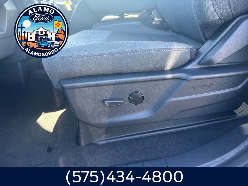 New 2026 Ford F350 XLT w/ XLT Premium Package image 4