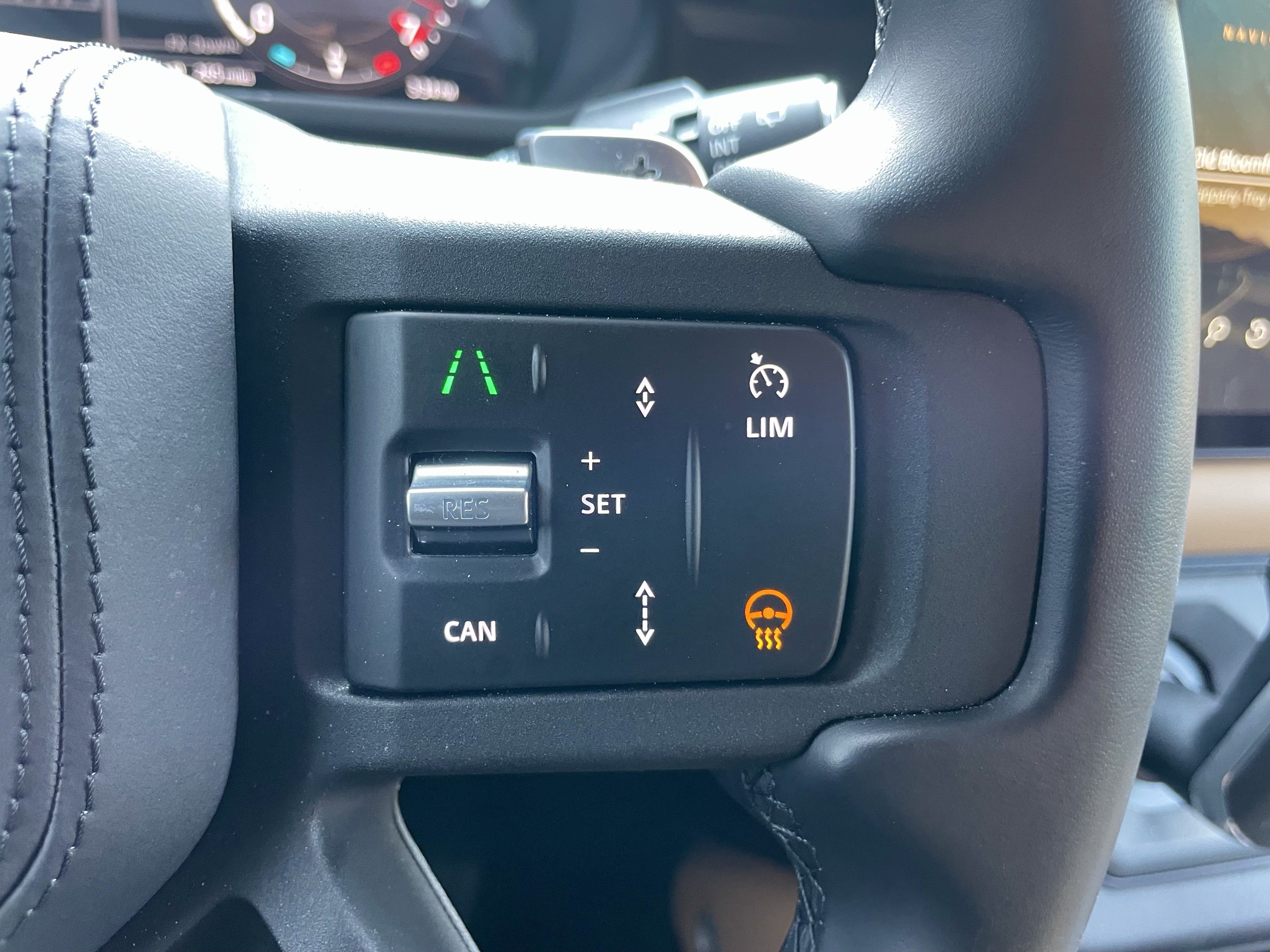 Certified 2025 Land Rover Defender 110 V8 AWD/4WD image 22