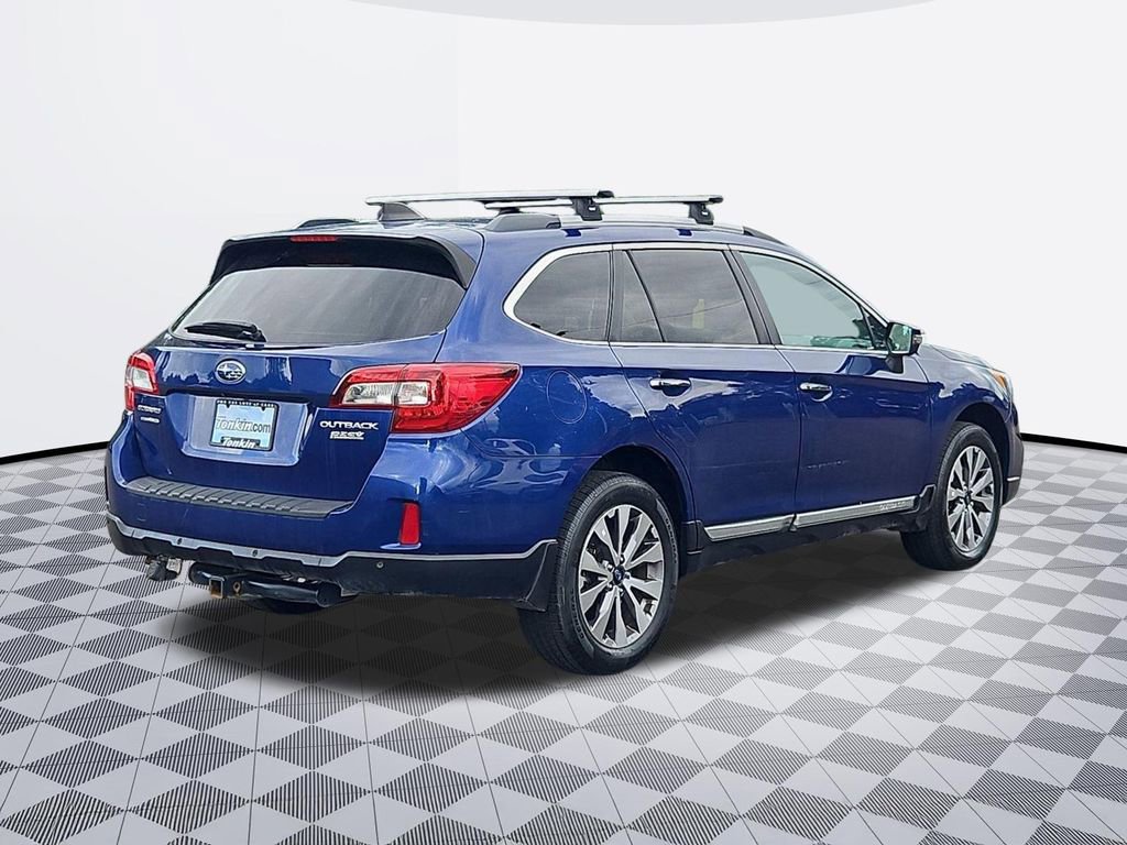 Used 2017 Subaru Outback 2.5i Touring w/ Popular Package #5A AWD/4WD image 6