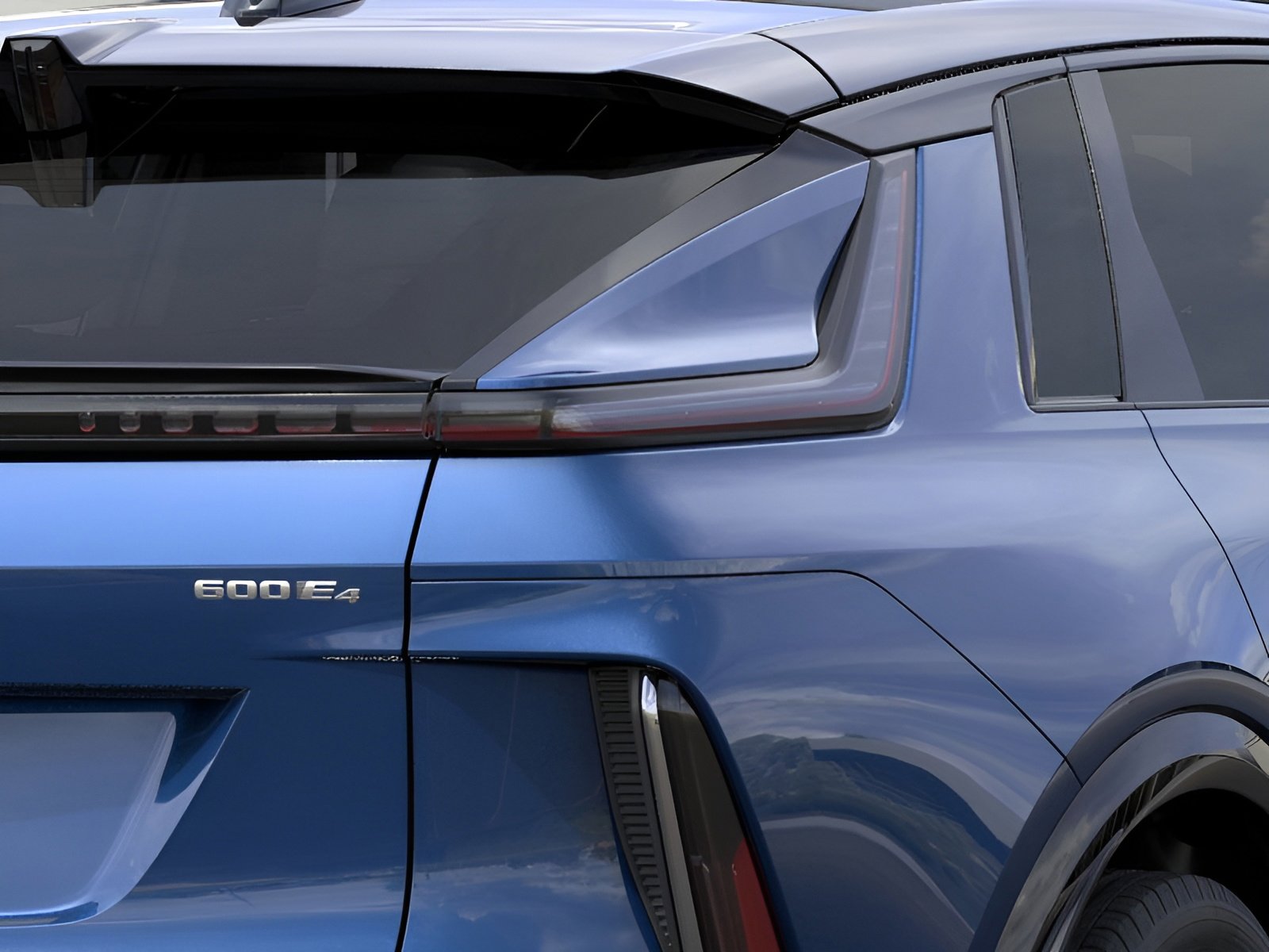 New 2026 Cadillac Lyriq Sport w/ LPO, ONYX Package image 11