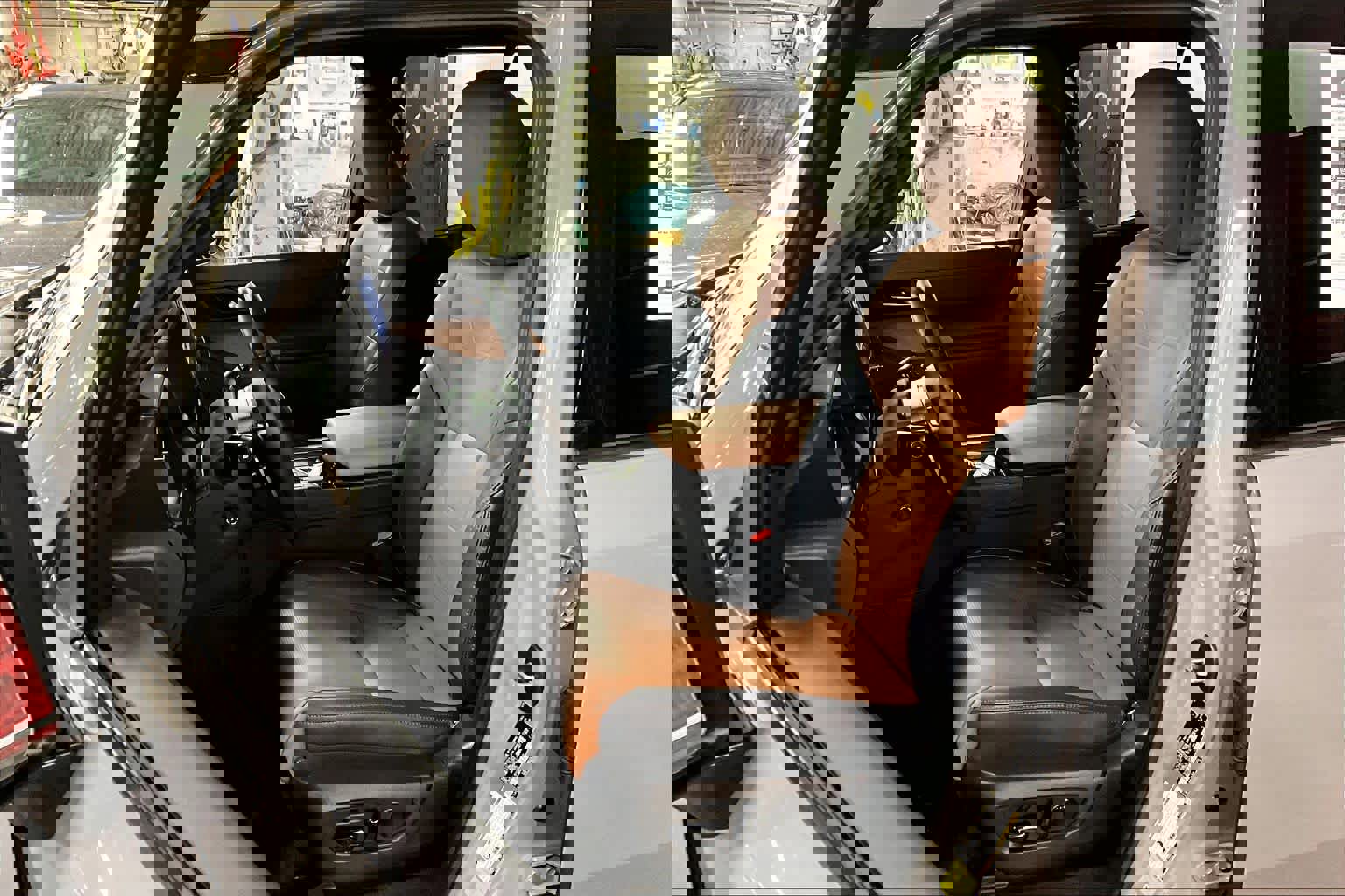 Used 2024 Lexus GX 550 w/ Accessory Package (Z1) image 9