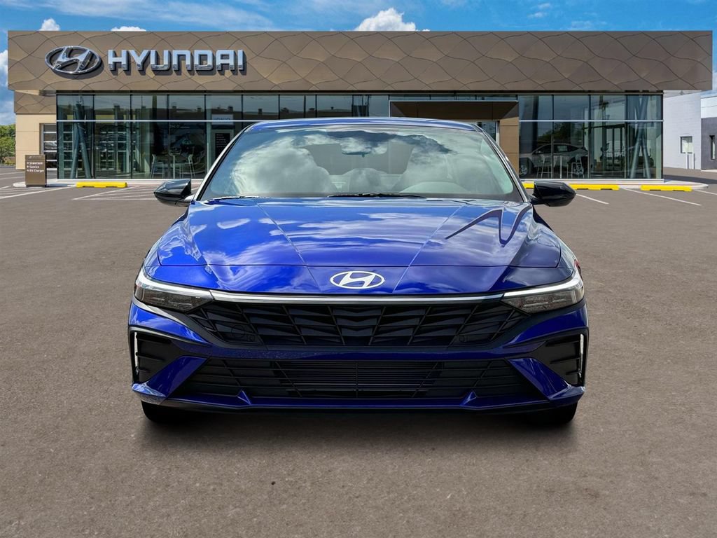 New 2025 Hyundai Elantra Sport FWD image 12