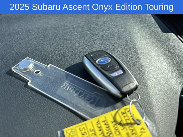 Certified 2025 Subaru Ascent Bronze Edition w/ Onyx Package AWD/4WD image 30