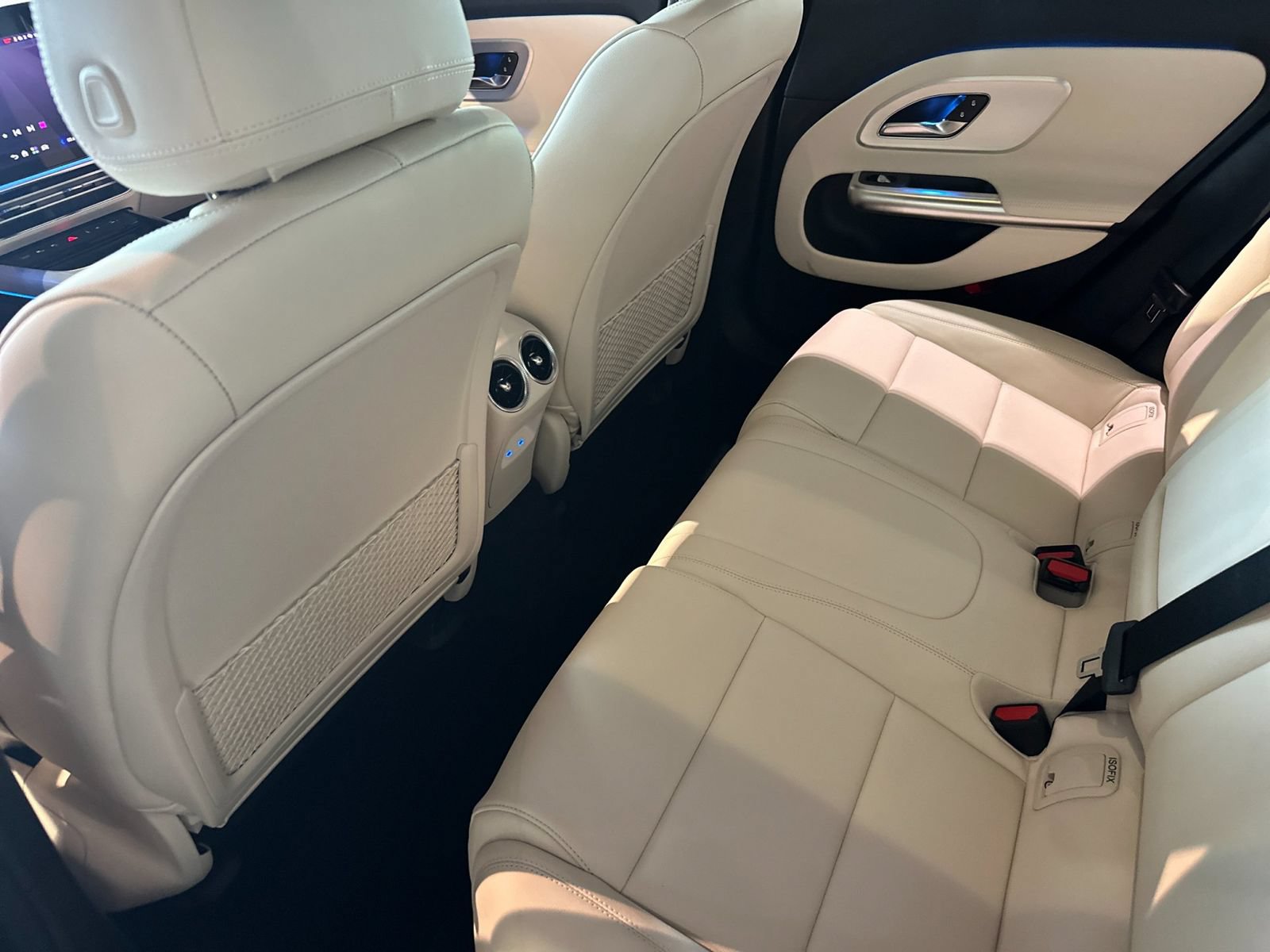 New 2027 Mercedes-Benz CLA 250+ image 12