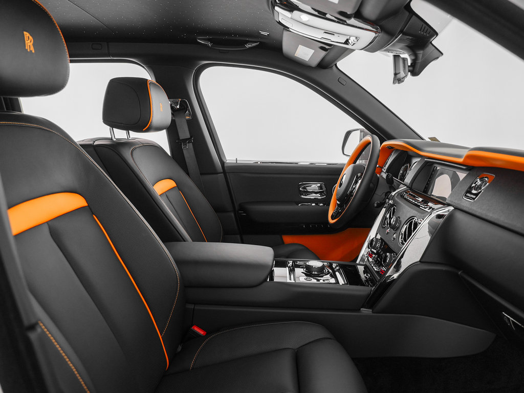 Certified 2024 Rolls-Royce Cullinan AWD/4WD image 30