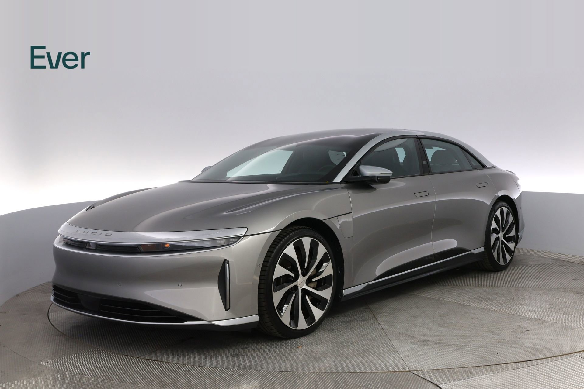 Used 2023 Lucid Air Grand Touring image 2