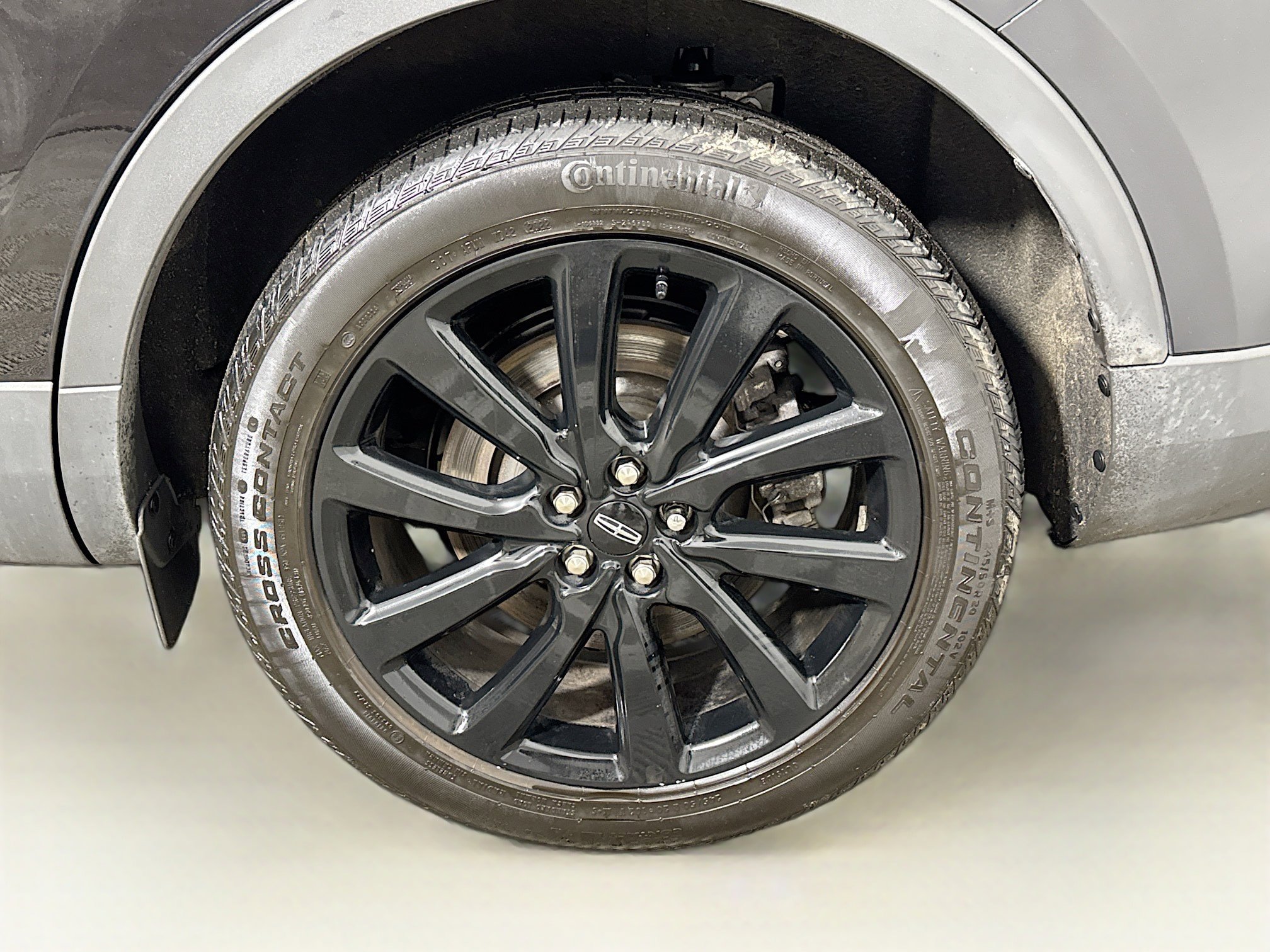 Used 2023 Lincoln Nautilus Reserve w/ Monochromatic Package AWD/4WD image 29