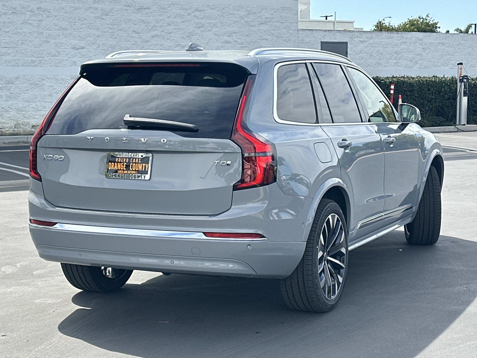 New 2026 Volvo XC90 T8 Ultra w/ Protection Package Premier AWD/4WD image 6