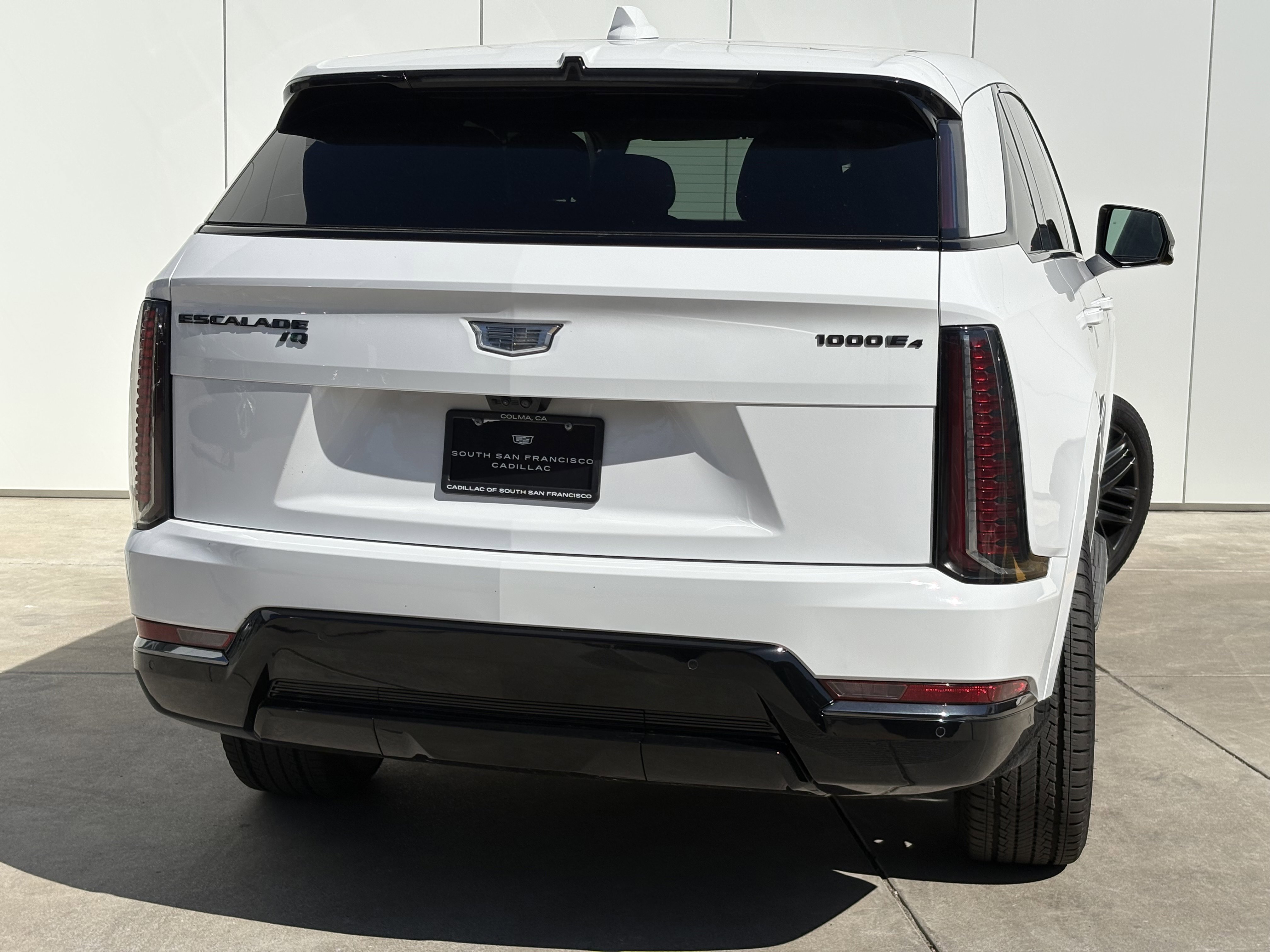 New 2025 Cadillac Escalade IQ Sport 2 w/ LPO, ONYX Package image 6