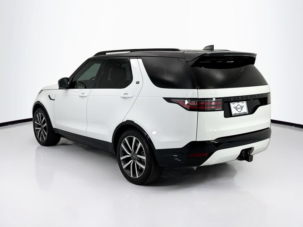 Used 2024 Land Rover Discovery Dynamic SE AWD/4WD image 7